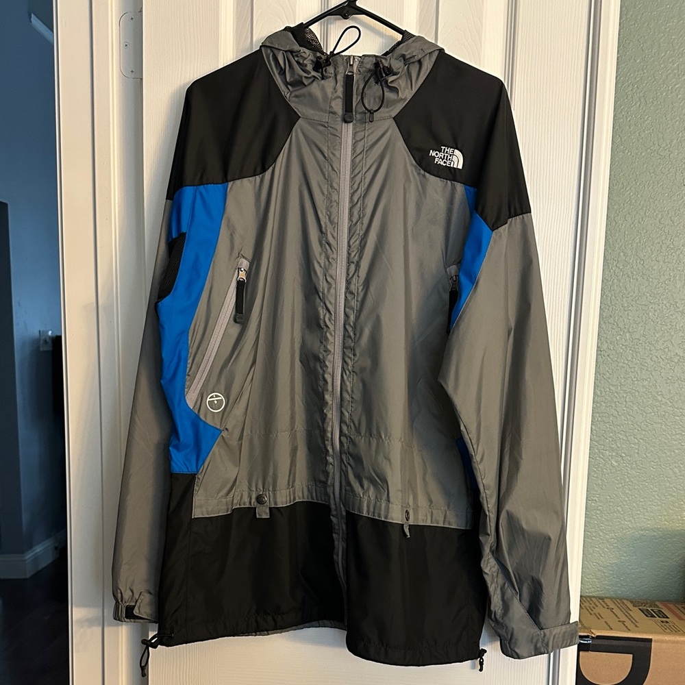 💥The North Face Hooded Windbreaker💥